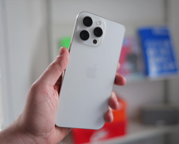 IPhone 15 pro max - 512GB - White - Image 2