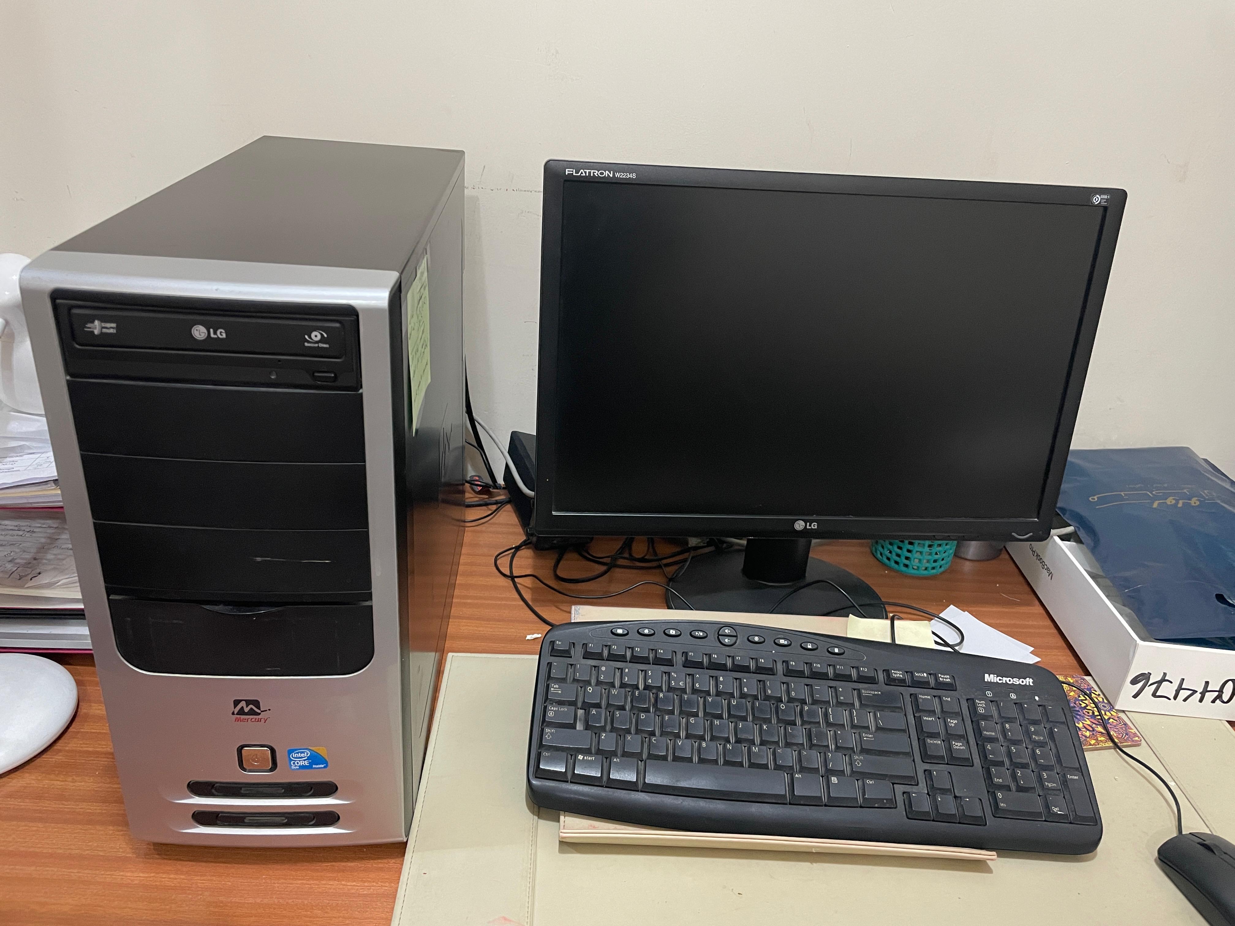 Desk top computer - Image 1