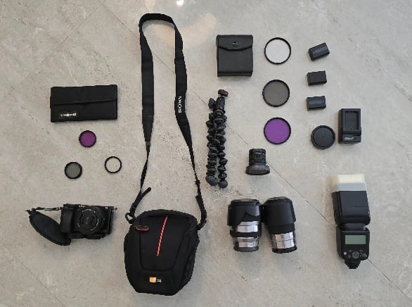 Sony A6000 mirrorless camera full of accessories - Image 1