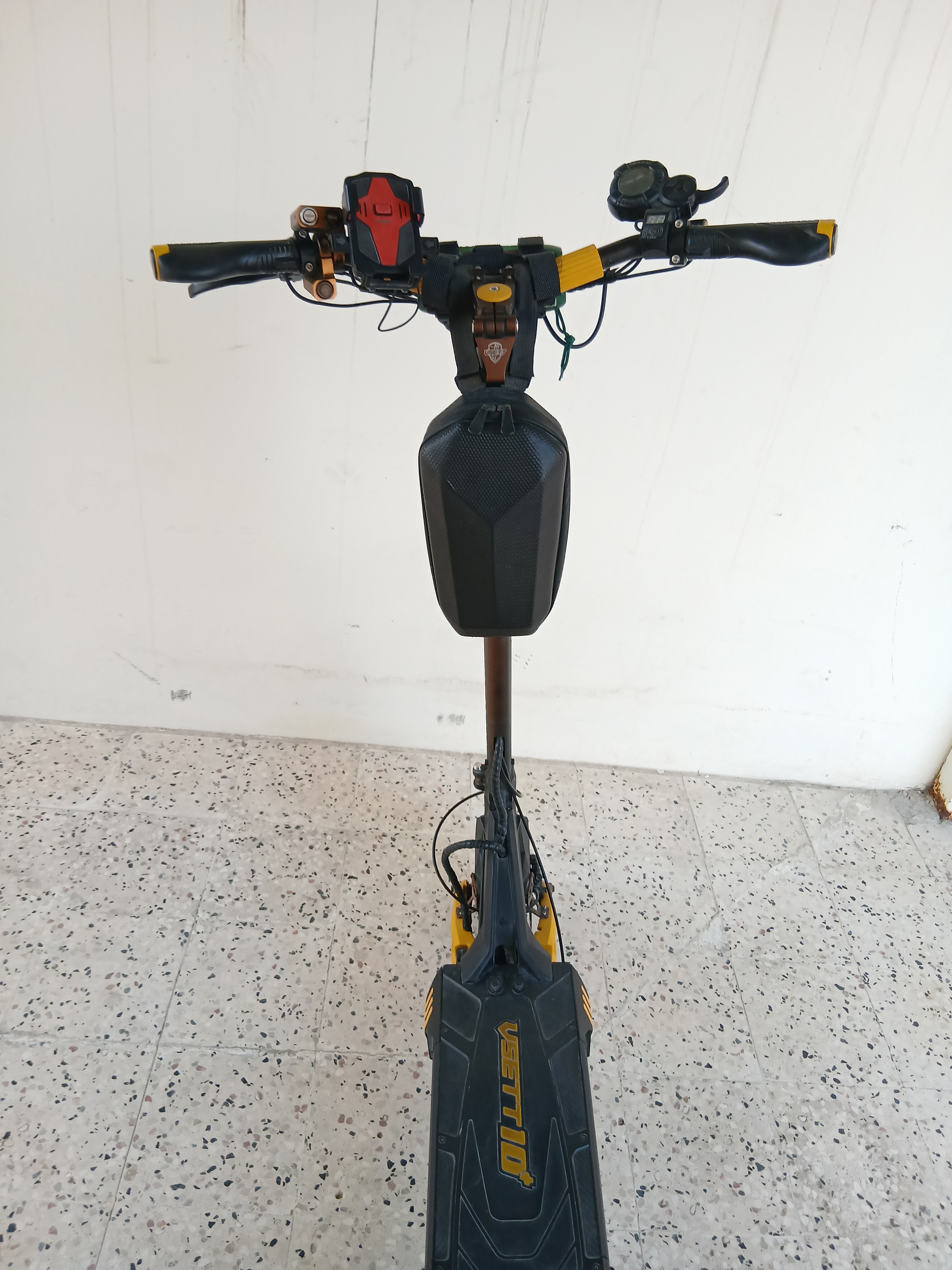 Vsett 10+ E scooter - Image 3