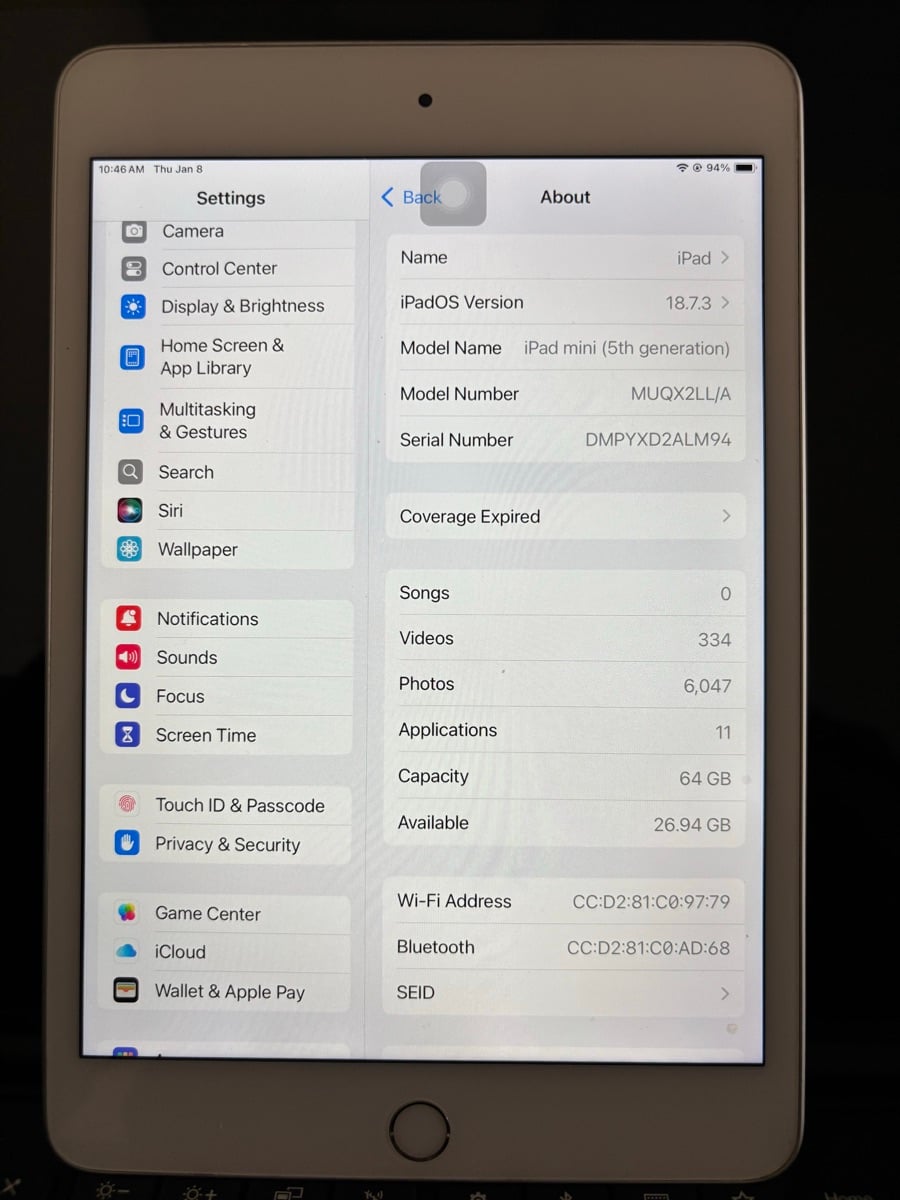 Apple IPad Mini5 Gen5th, 64GB, with cable charger and case - Image 3