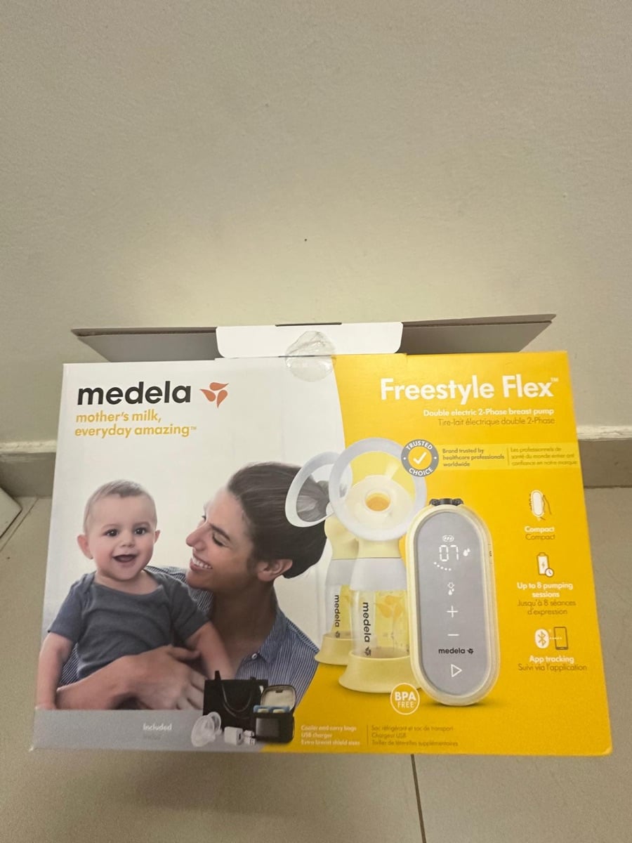 Medela Freestyle Flex Double Breast Pump - Image 2