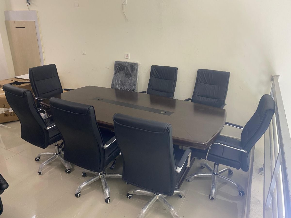 Used office furniture buy and selling - Image 1