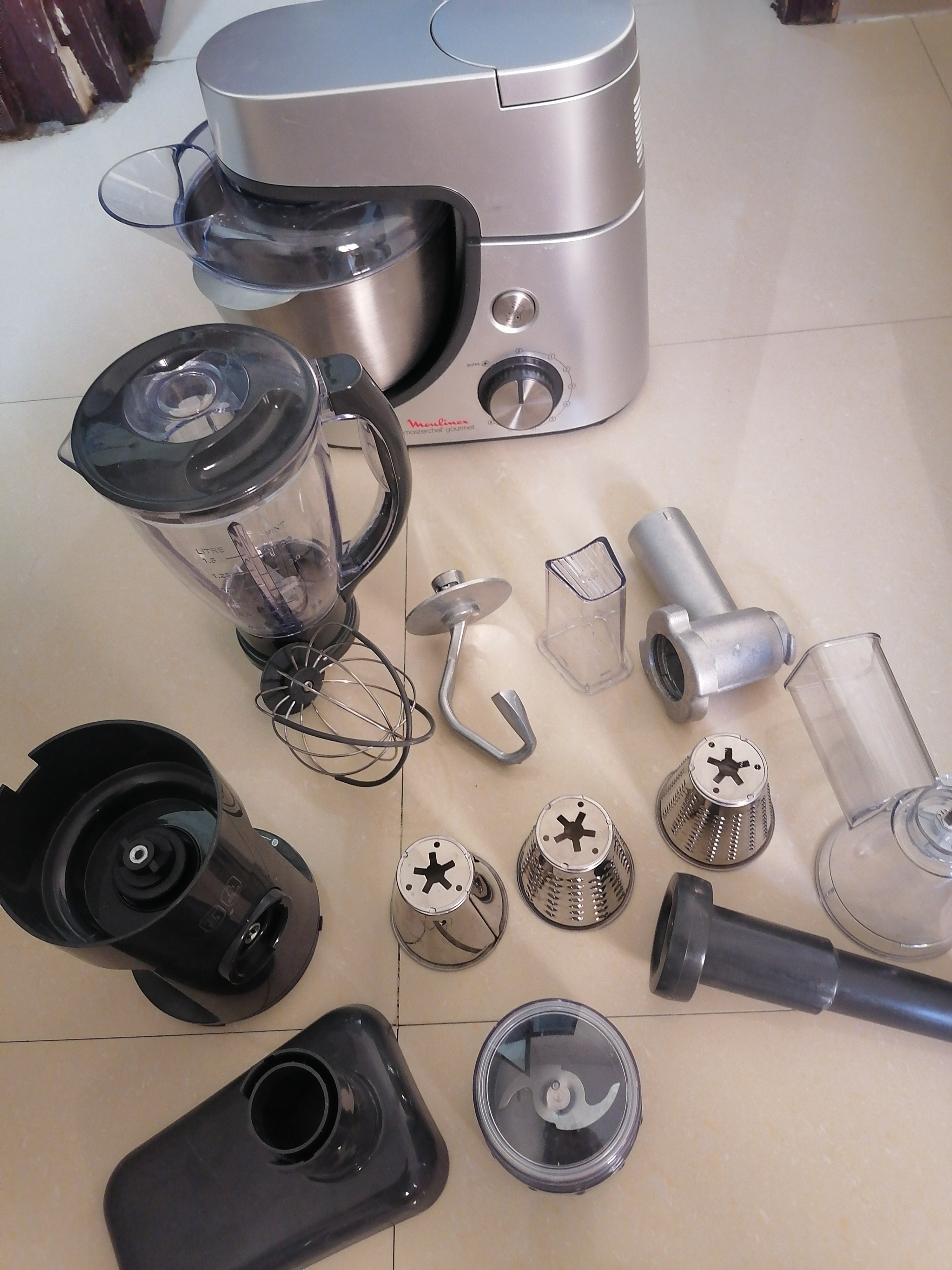 Moulinex Kitchen Machine 1100 Watts  - Image 5