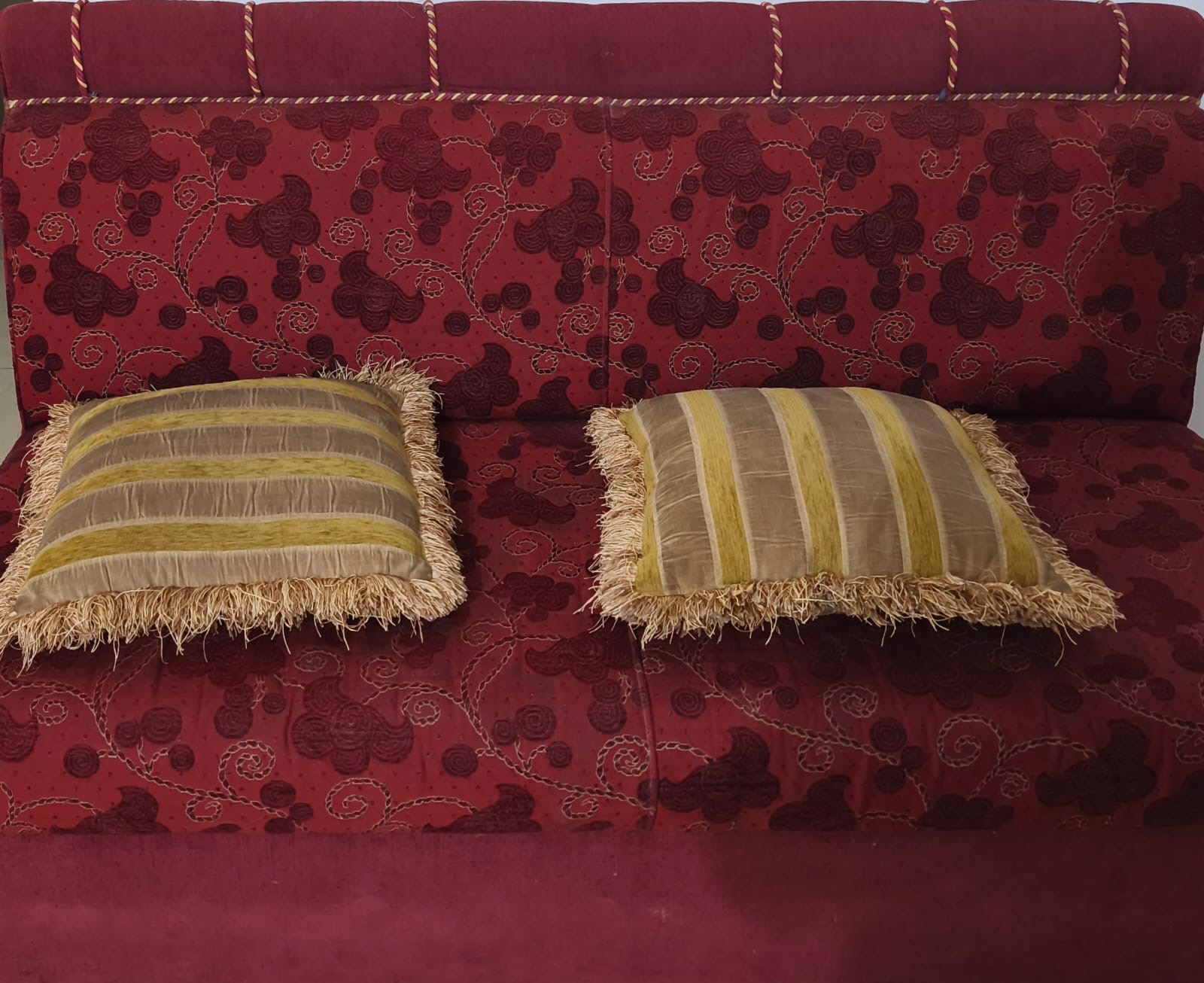 Sofa for sale - Image 1