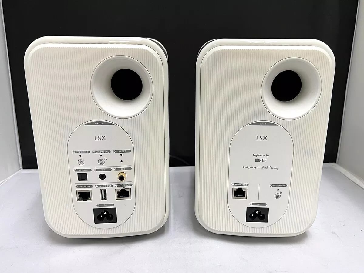 KEF LSX  TOP RANKED PAIR OF SPEAKERS WIRELESS/WIRED - Image 2