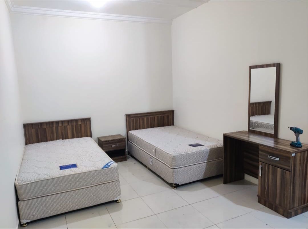 Qatar Airways furniture available - Image 7