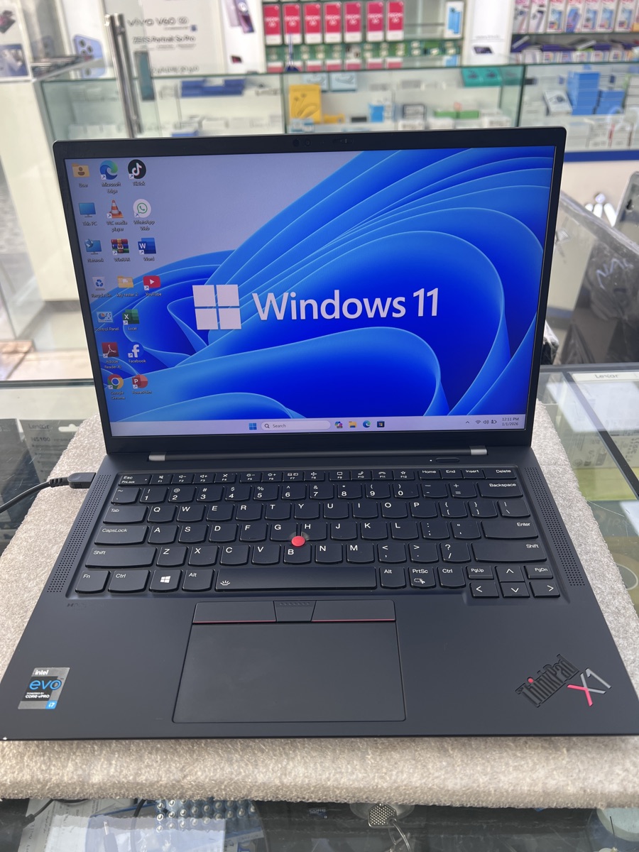 Lenovo ThinkPad X1 Carbon Touch - Image 11