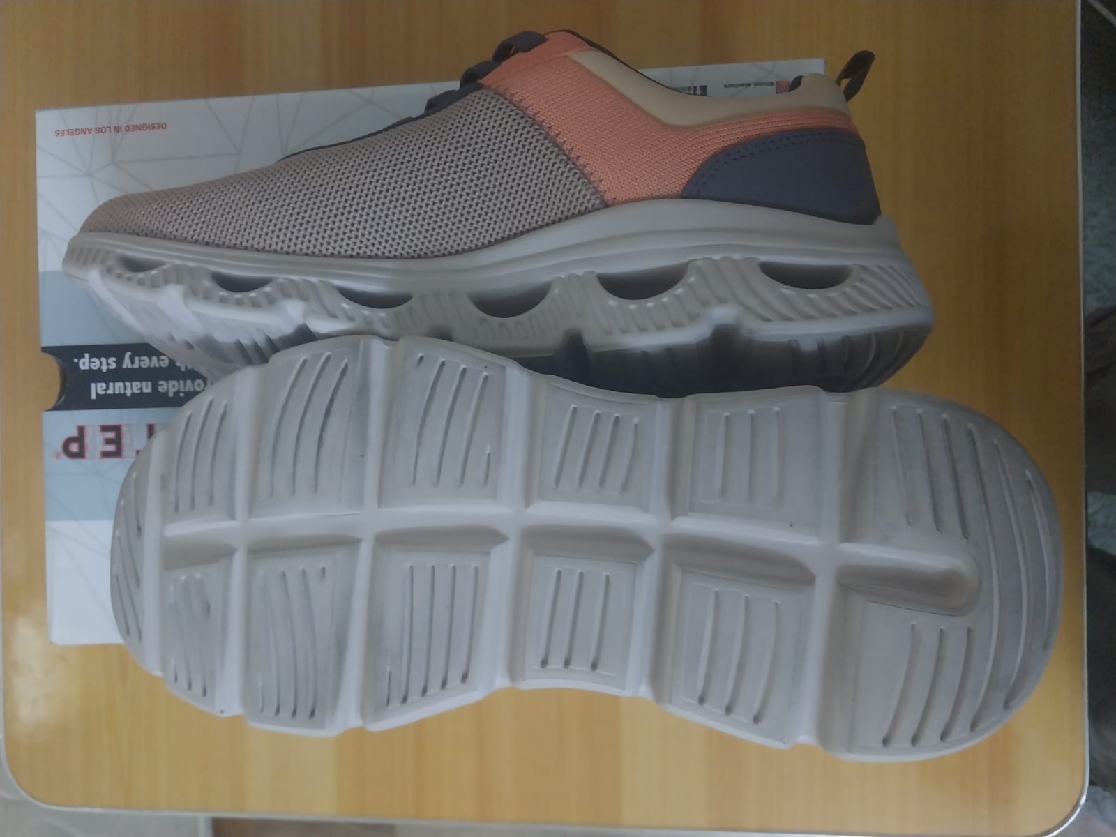 Skechers Shoes – Size 41 – Like New - Image 5