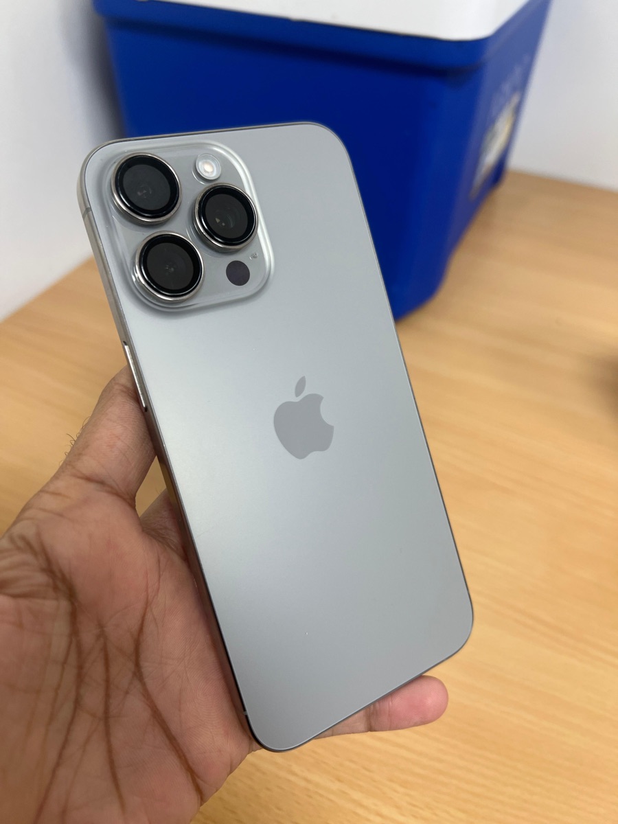 15 Pro max - Image 3