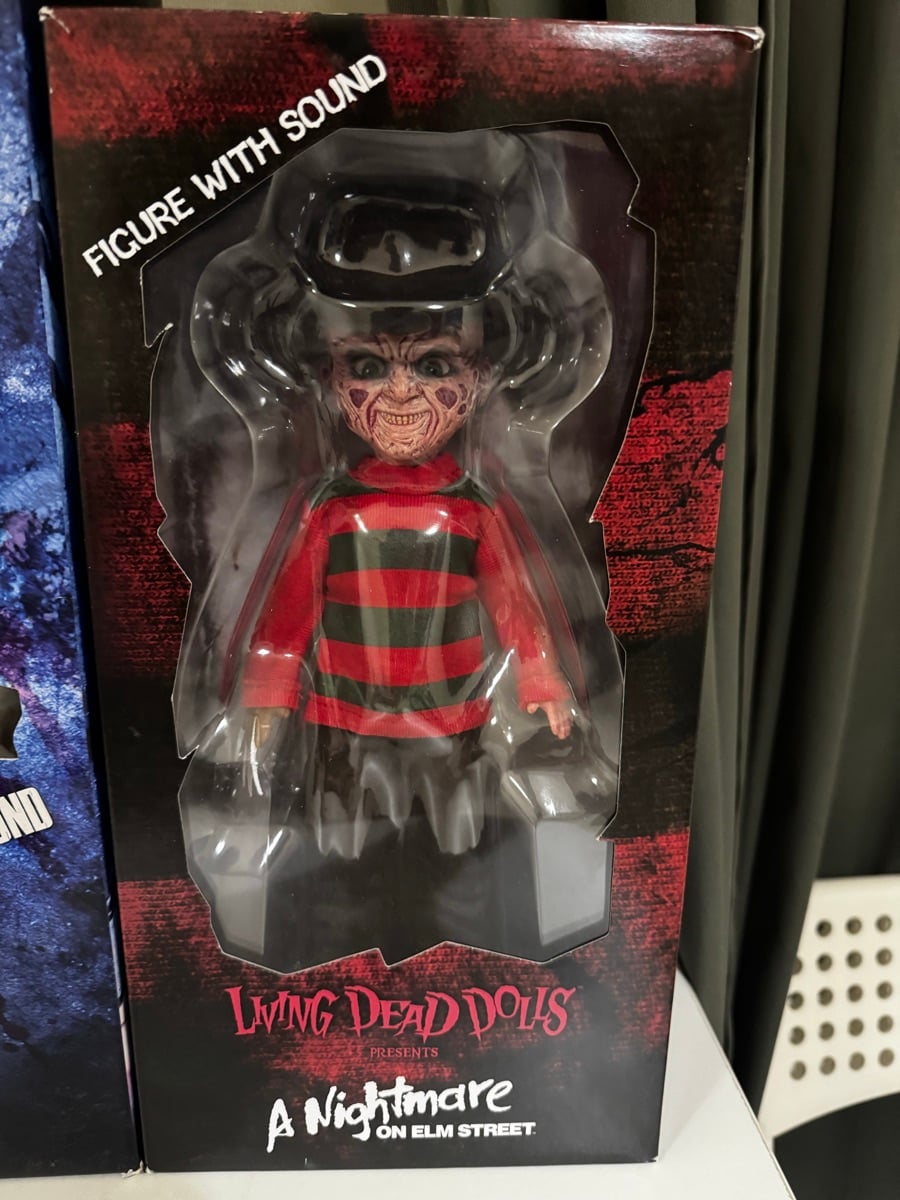 Collectors action figures - Image 2