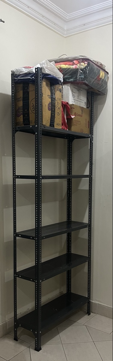 Steel shelves - Image 1