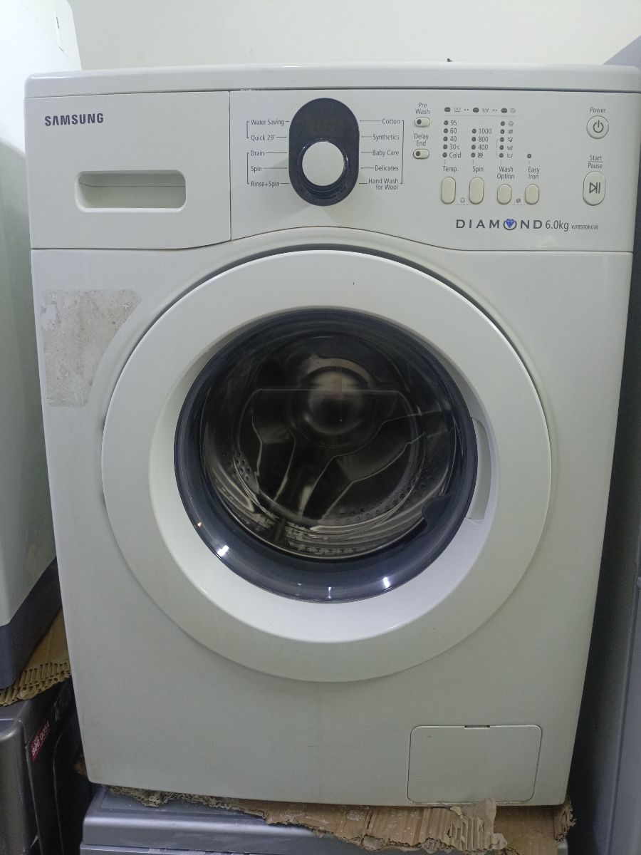 Samsumg washing machine 6 kg - Image 1
