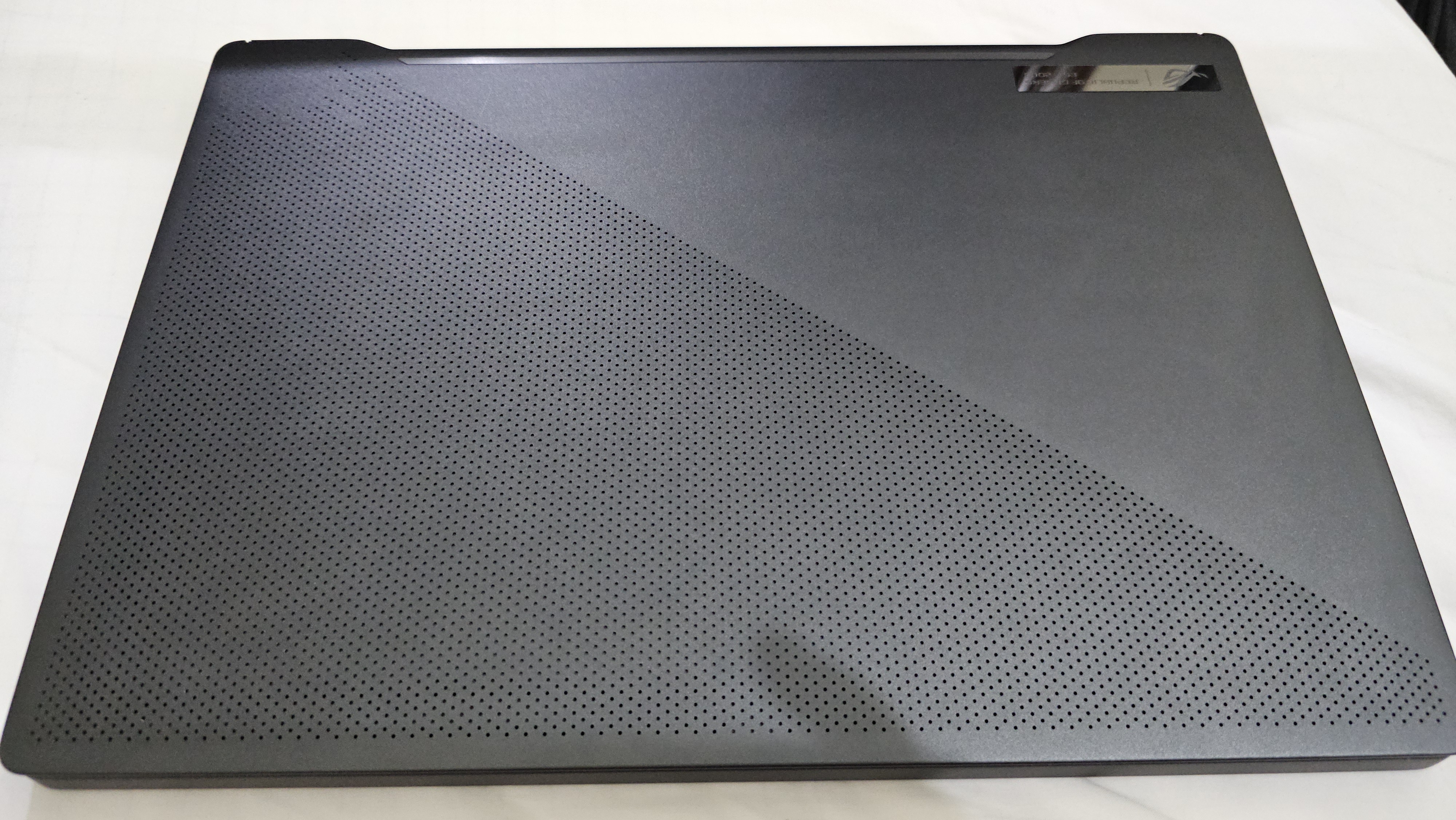 Asus Zephyrus G14  - Image 6