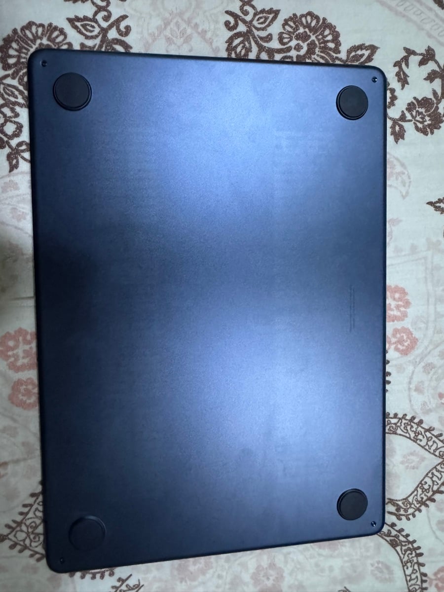 MacBook Air M3 - Image 3