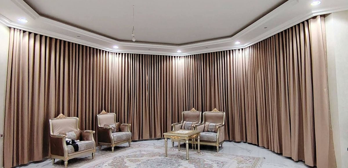 Curtain - Image 9
