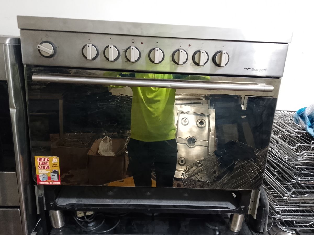 Electric stove for sale 90*60 - Image 1