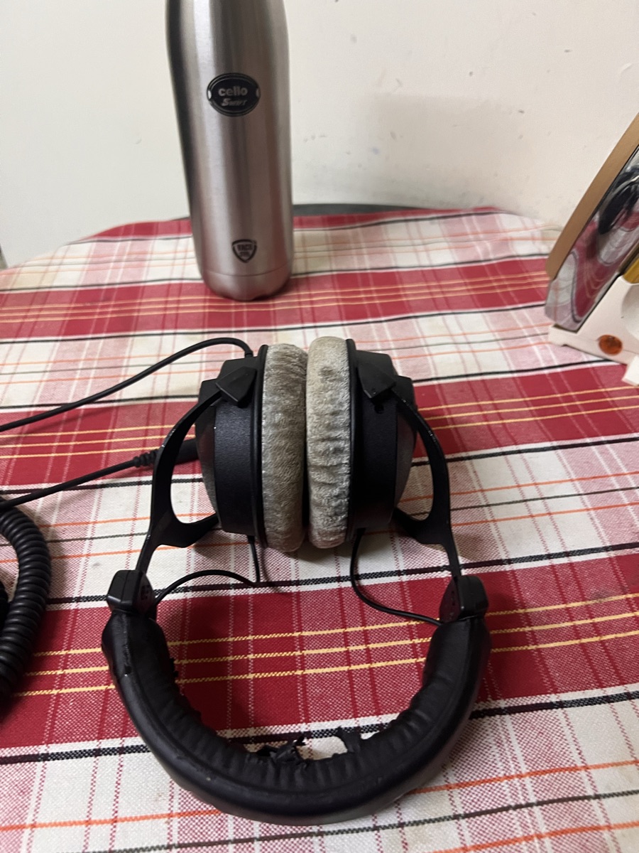 Bayerdynamic DT770 pro 250 ohms studio quality headphones + Soundblaster X G6 headphones amplifier - Image 4