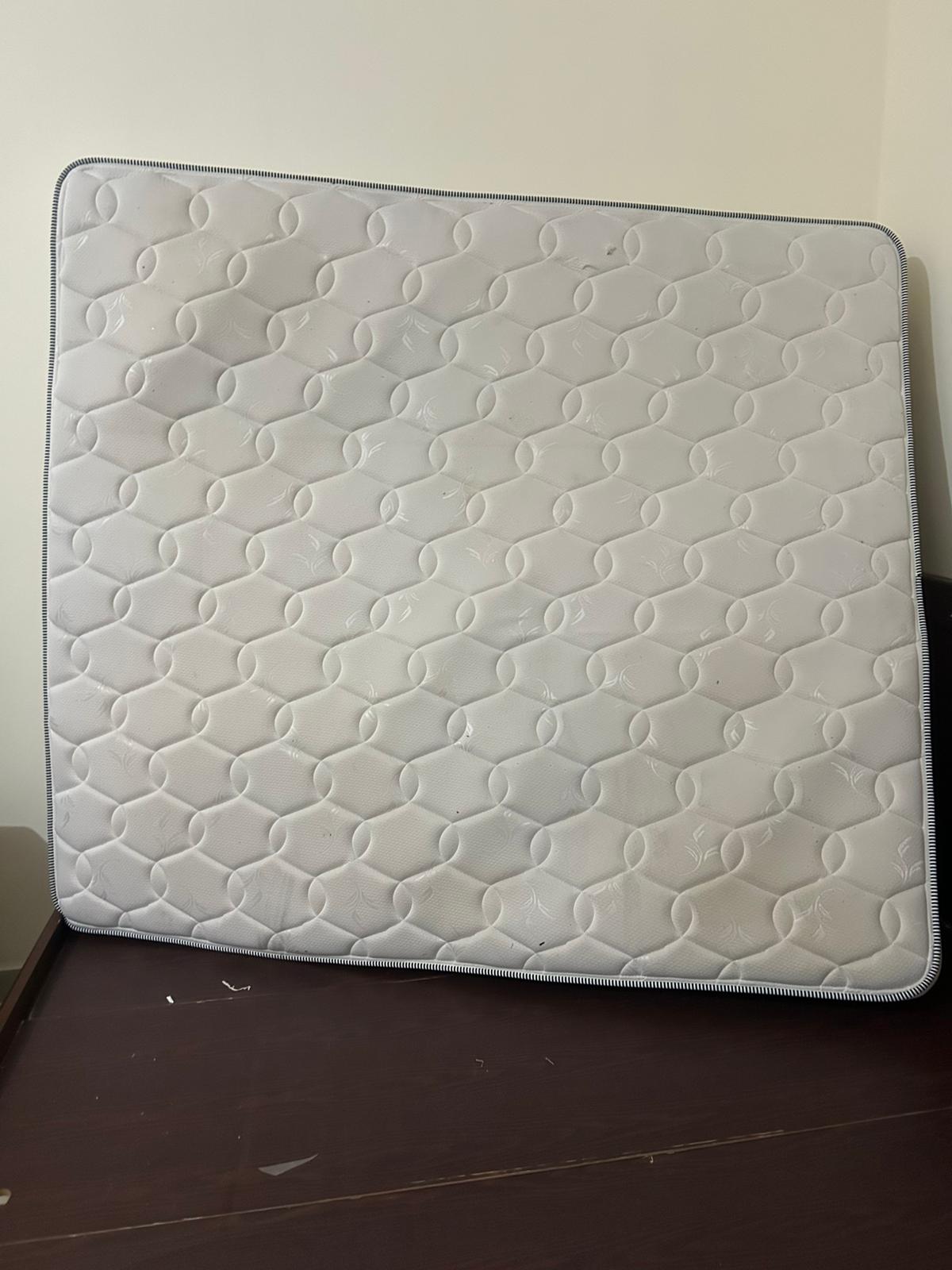 King Size Mattress (200cm x 180cm) - Image 2