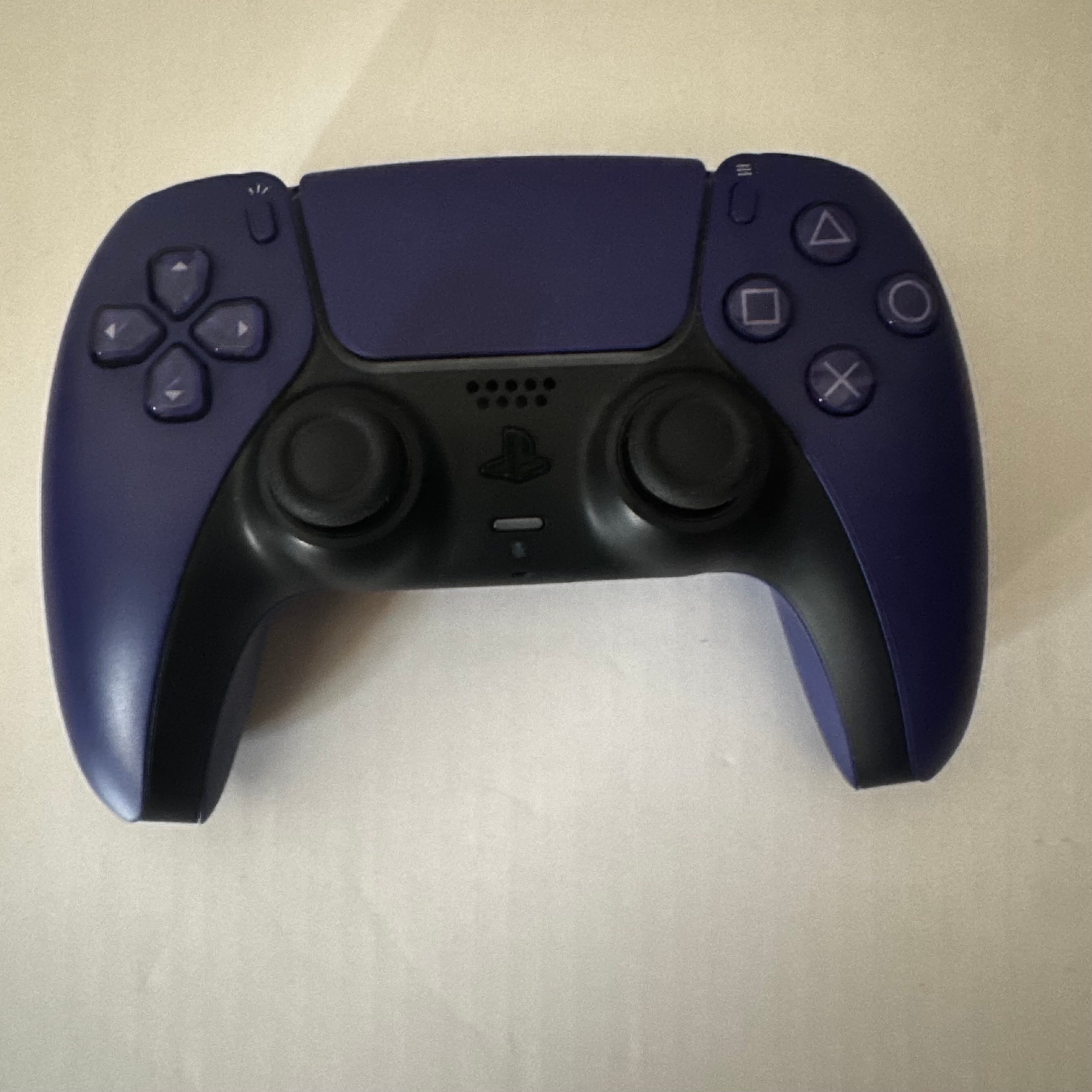 PS5 with all accessories and controller - Image 2