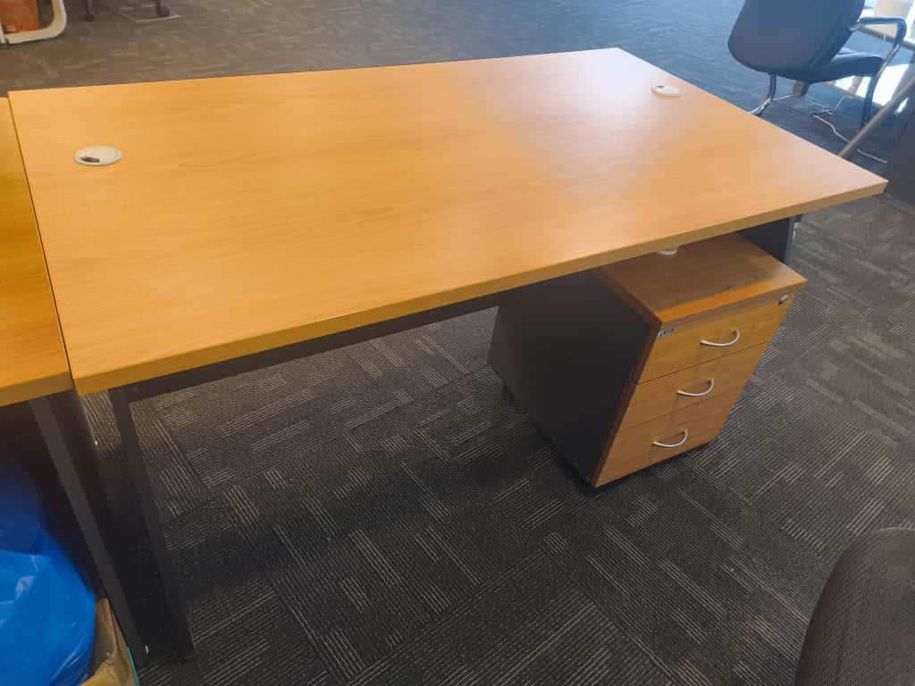 Office Desk for Sale - Image 1