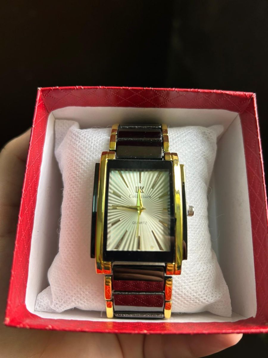 Black white golden watch for man - Image 4