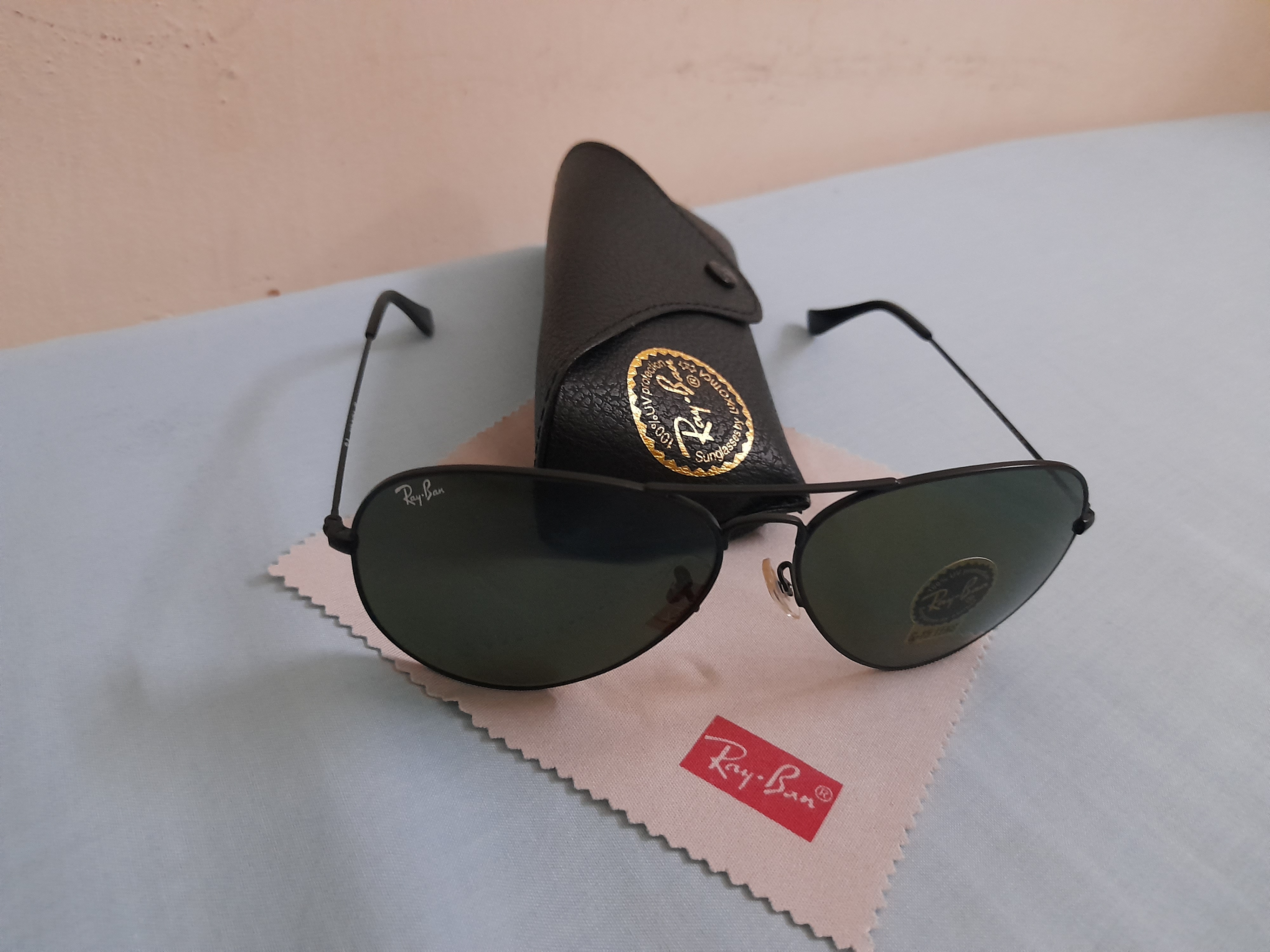 Ray ban High-Quality Sun Glasses  - Image 3