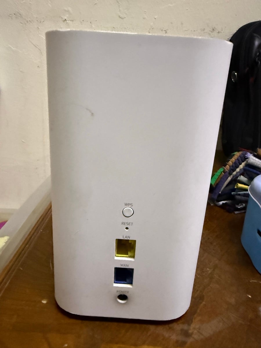 Nokia Beacon 6 5G Internet Router - Image 1
