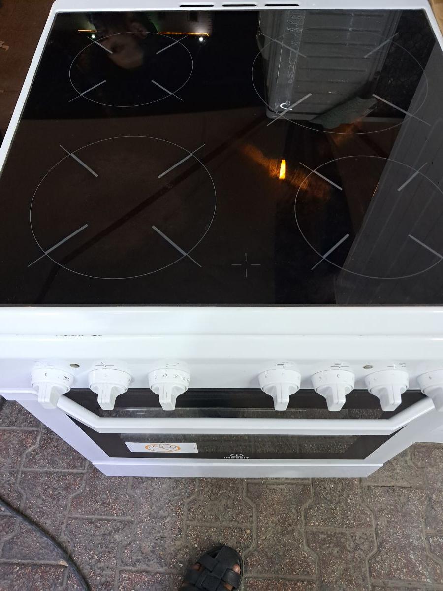 INDESIT Electric Stove Selling. - Image 6
