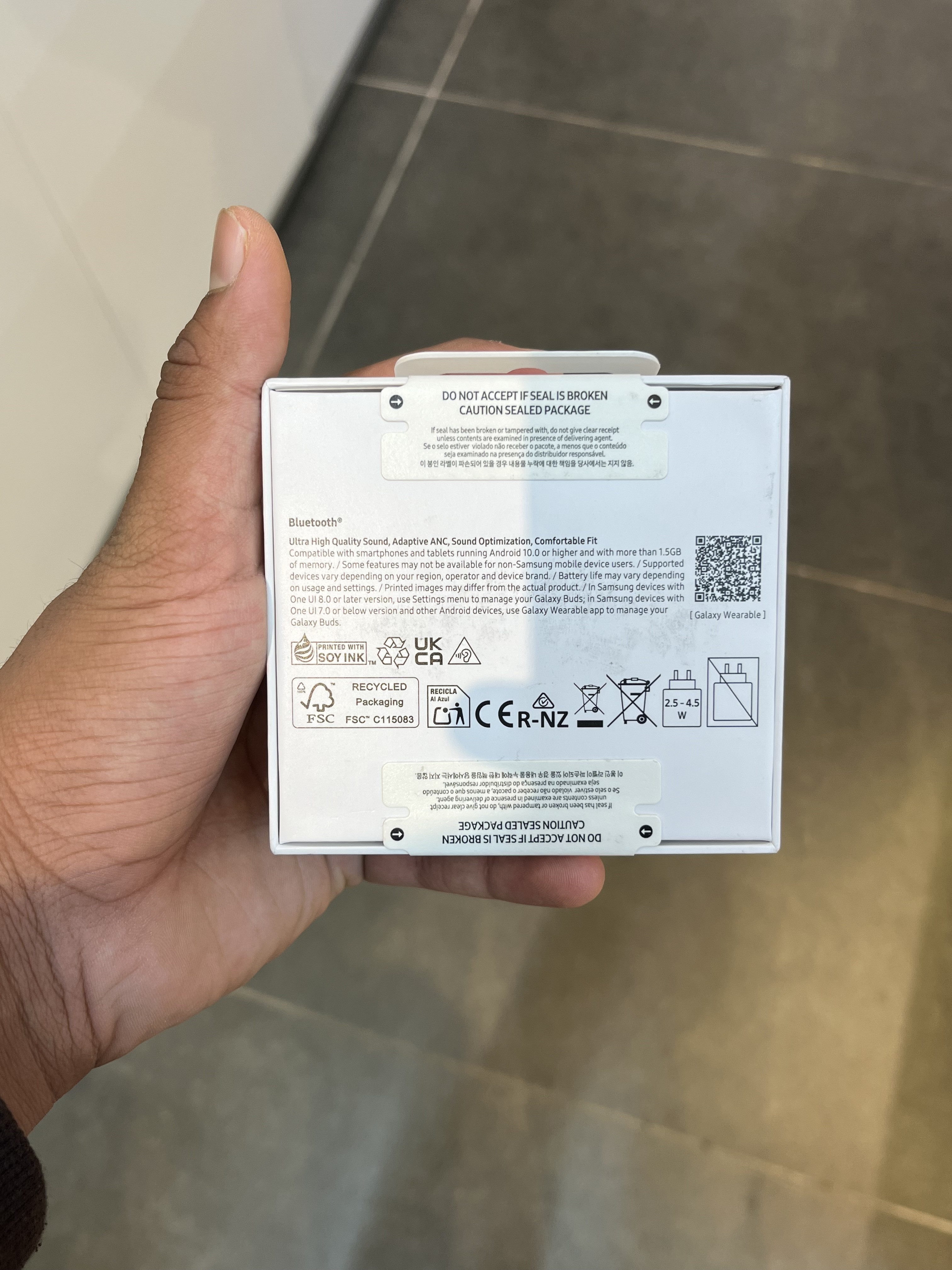 Galaxy buds 3 SEALED AND NEVER OPENED  - Image 3