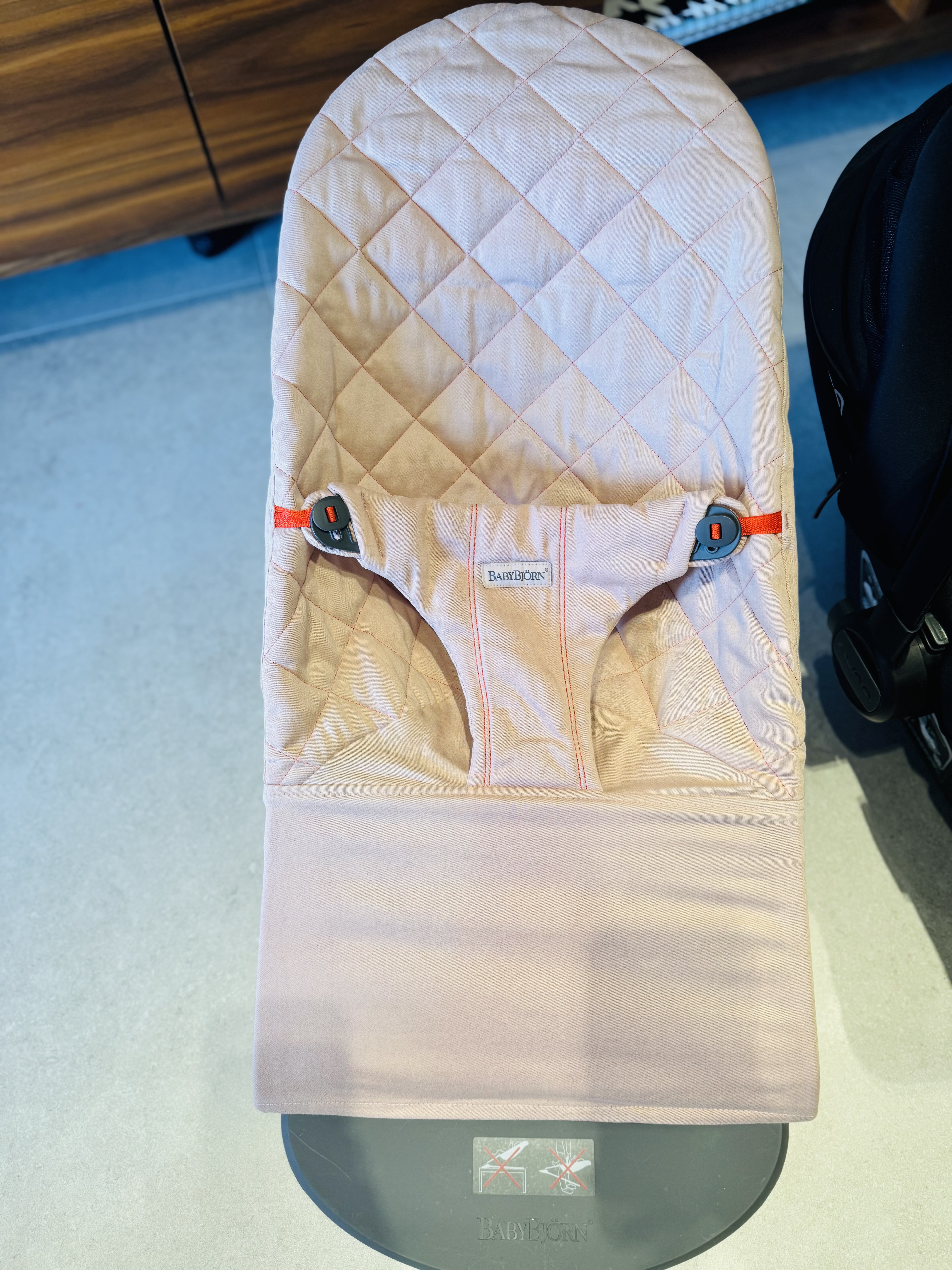 Babybjorn Bouncer Bliss - Cotton (Old rose) - Image 3