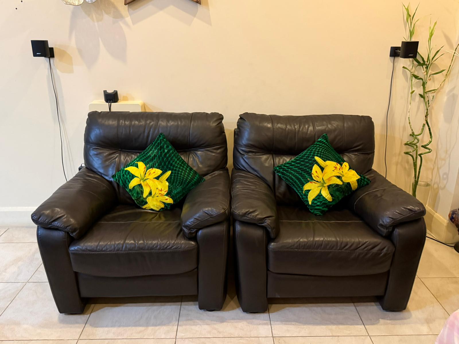 Genuine leather sofa set  - Image 3