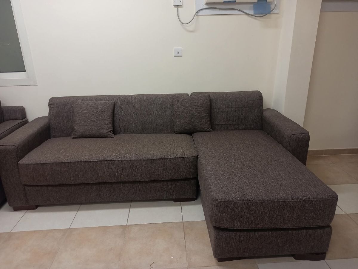 Qatar Airways Furniture available - Image 3