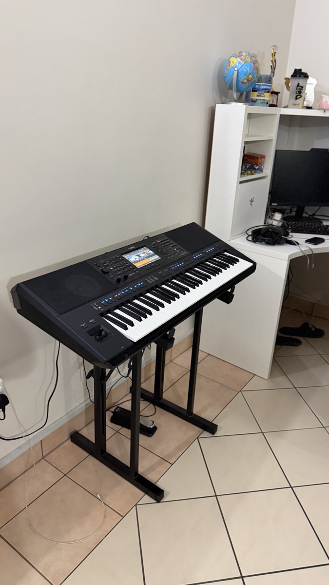 YAMAHA PSR-SX900 (Bag, Keyboard stand, Sustain pedal included) - Image 6