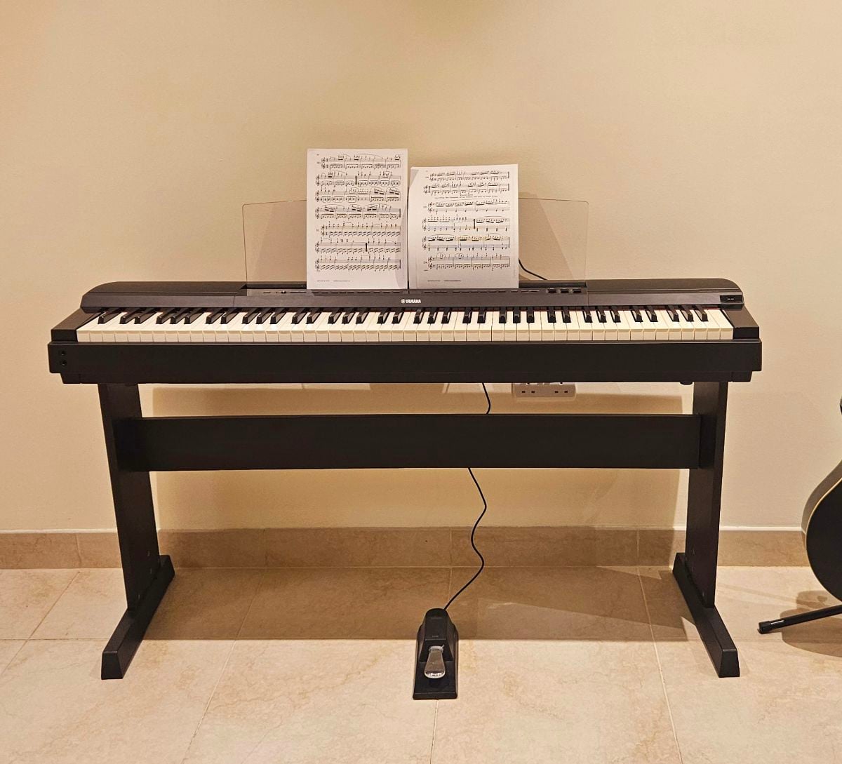 Digital Piano Yamaha P255 - Image 3