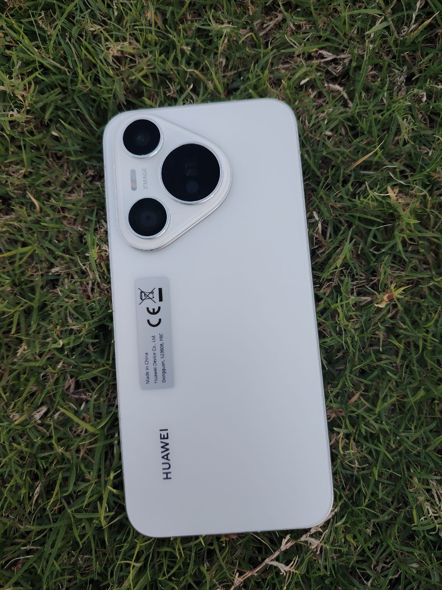 Huawei pura 70 12ram 256rom - Image 5