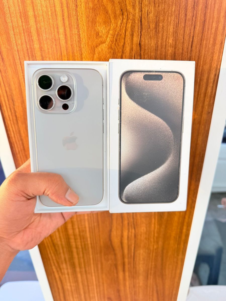 15pro natural titanium 256gb - Image 3
