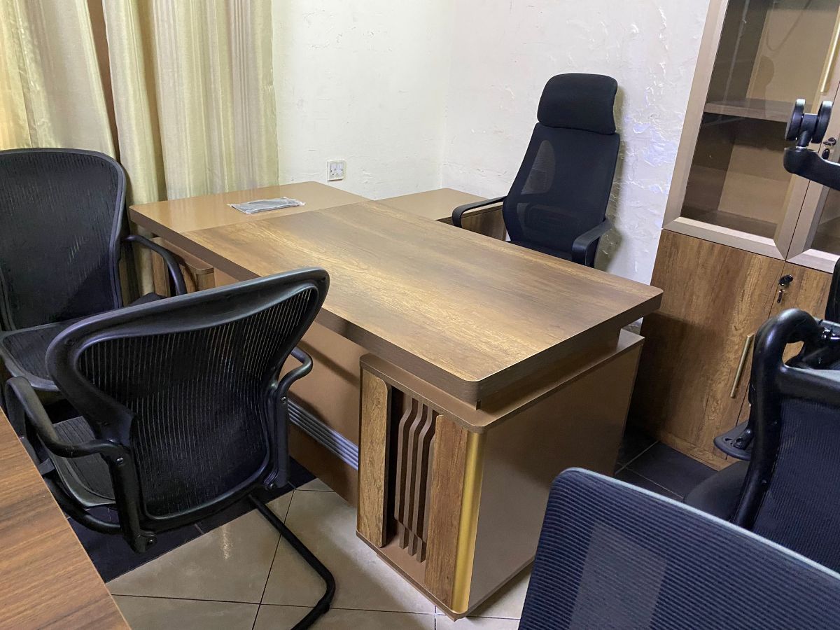 Used office furniture buy and sell 55157083 - Image 11