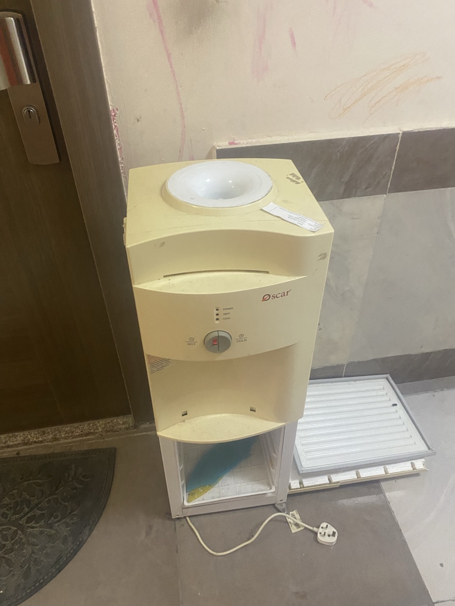Water Dispencer good condition - Image 3