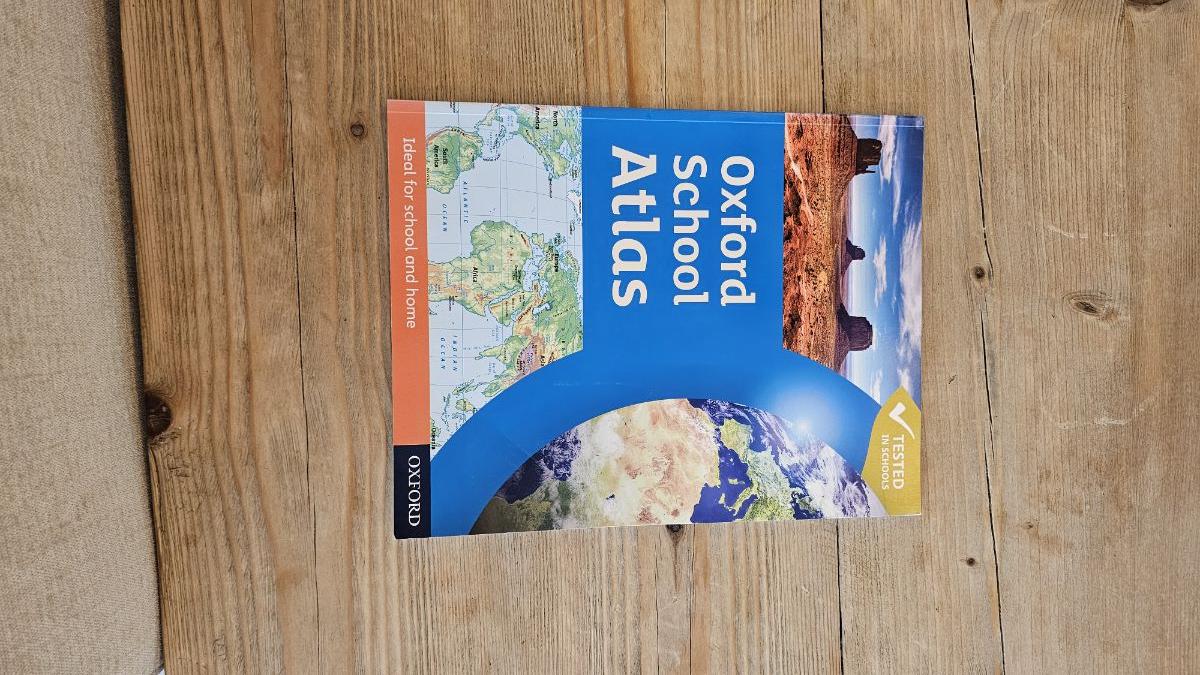 Geography books - Image 2