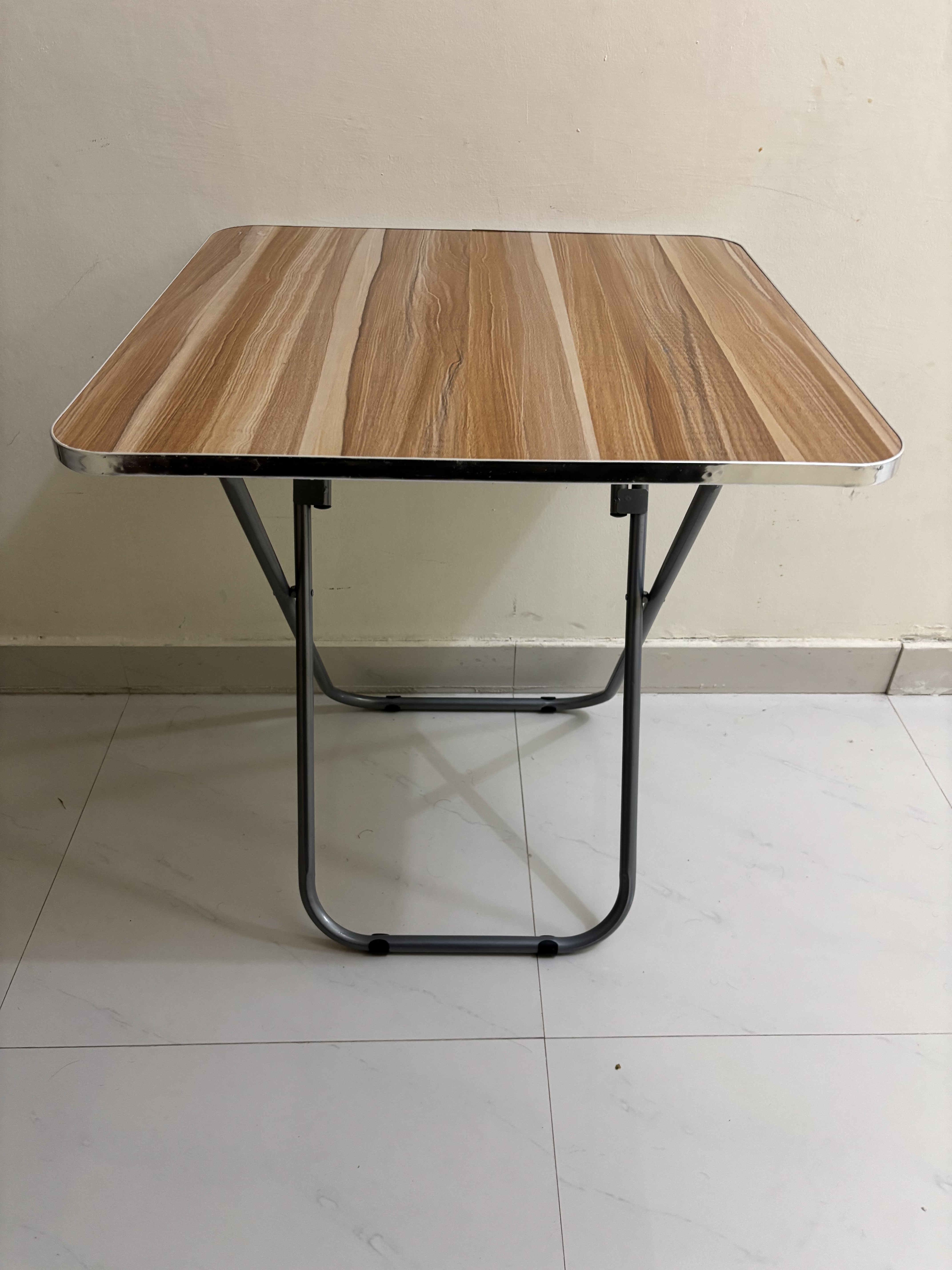 High Quality & Strong Folding Table - Image 1