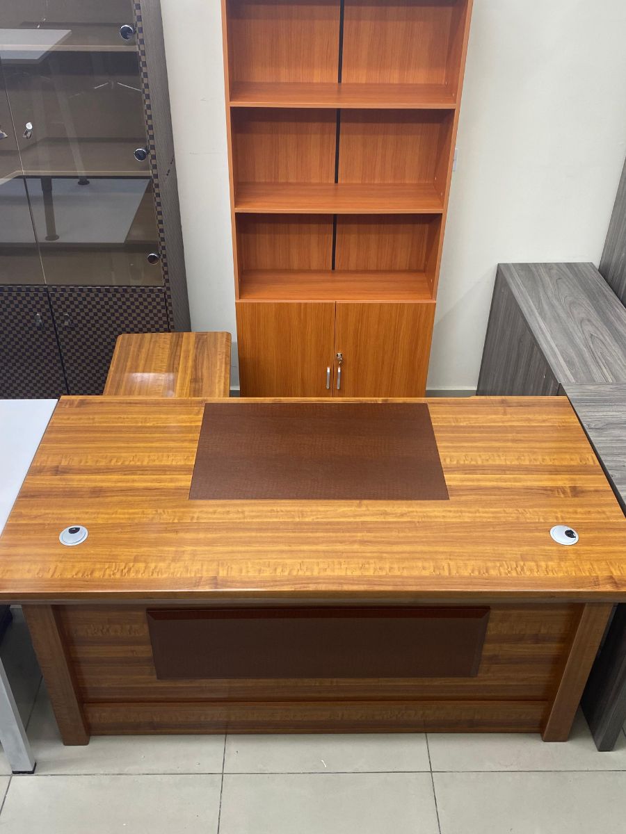 Used office desk study table metting table reception workstation Office sofa buy sell 33270617 - Image 5