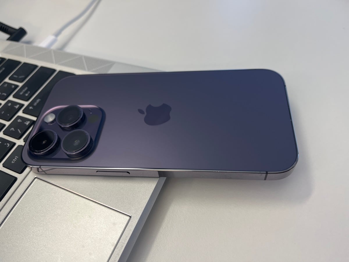 iPhone 14 Pro - Image 1