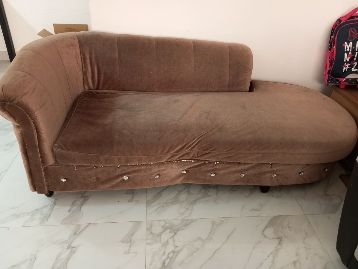 Royal Look COUCH SOFA - Image 3