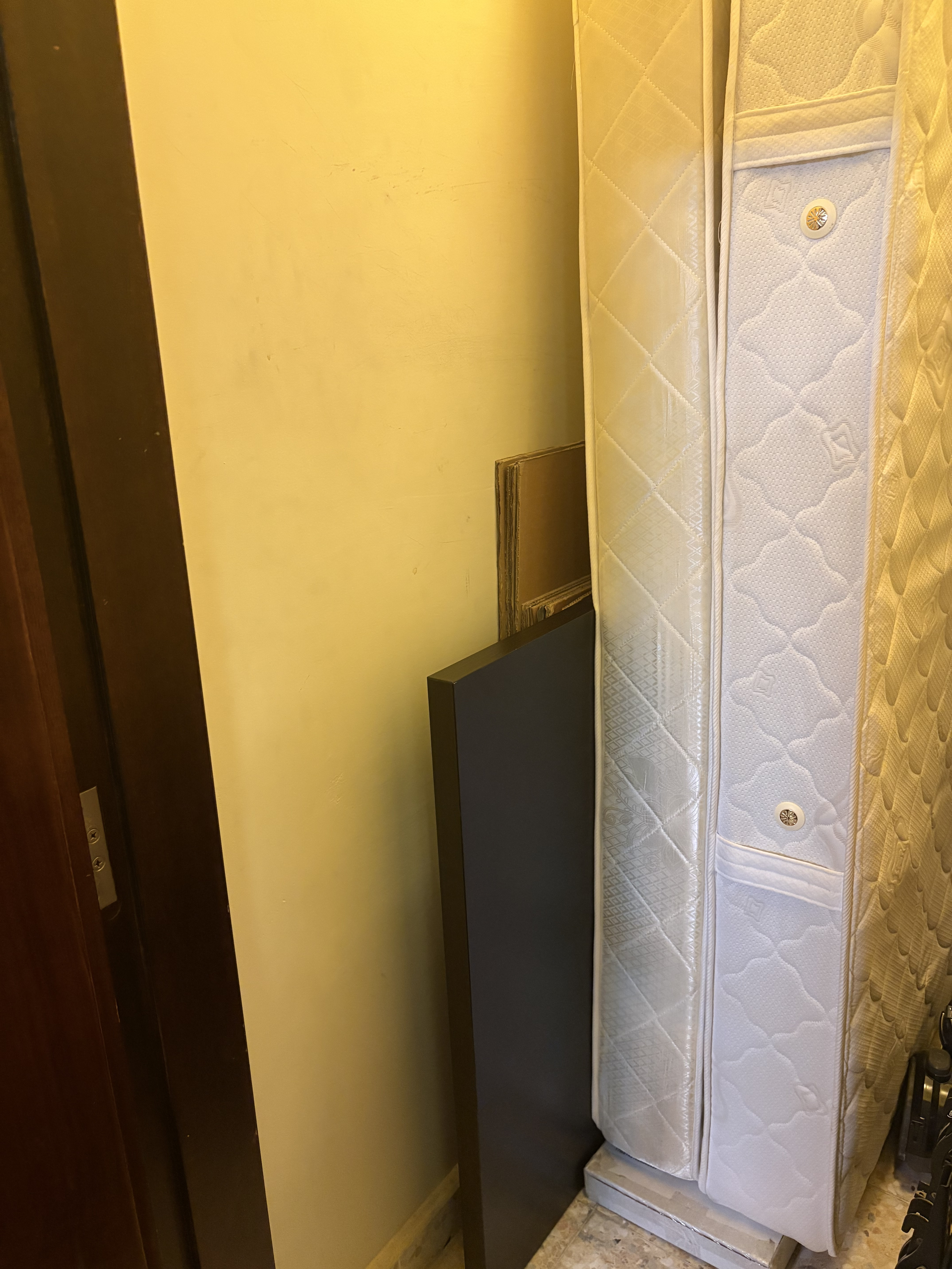 IKEA MALM Bedframe and mattress 90x200 size - Image 4