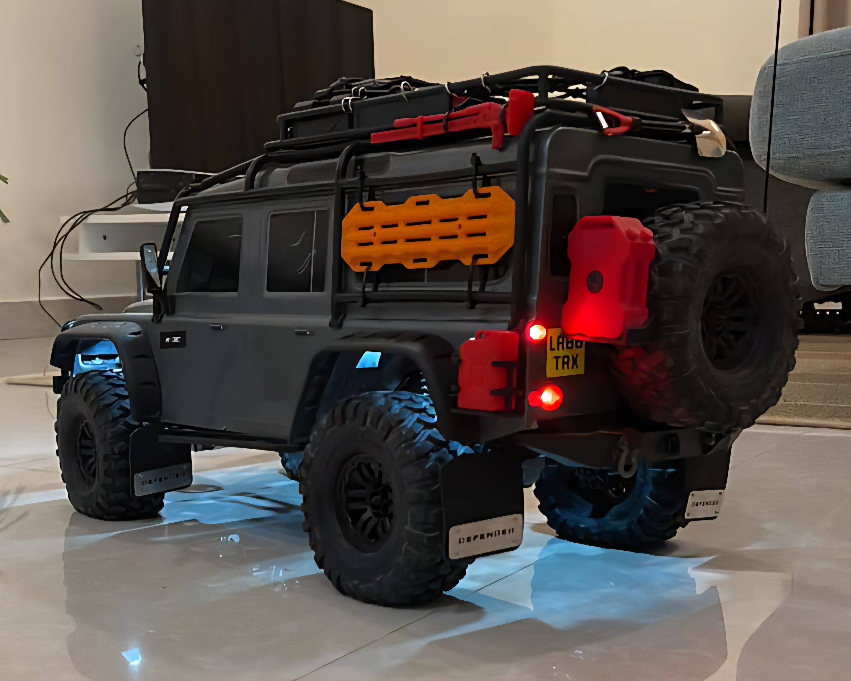 Traxxas TRX-4 DEFENDER – Loaded with Upgrades ?? - Image 3