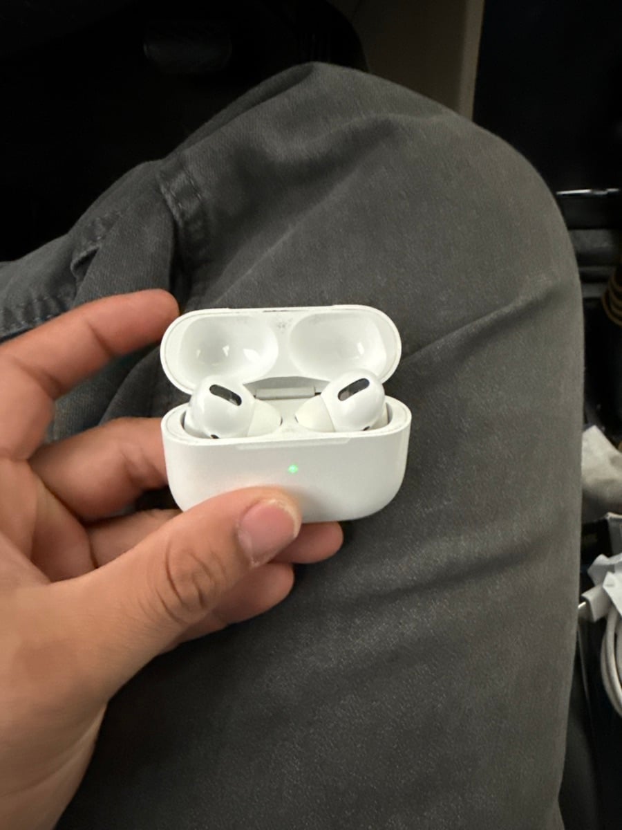Apple AirPod pro - Image 2