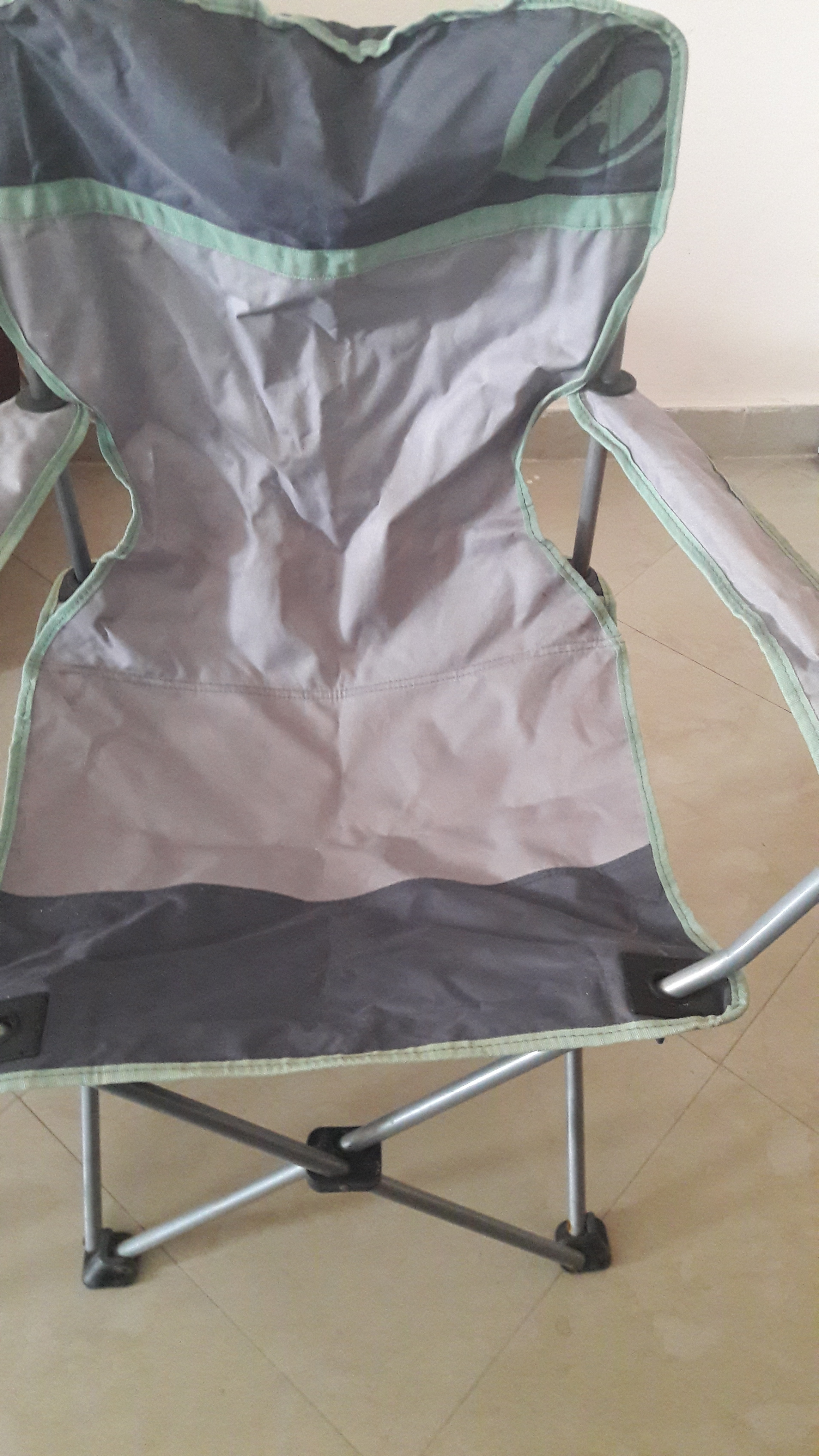 Cooler Jug, Beach chairs, beach table, Umbrella - Image 5