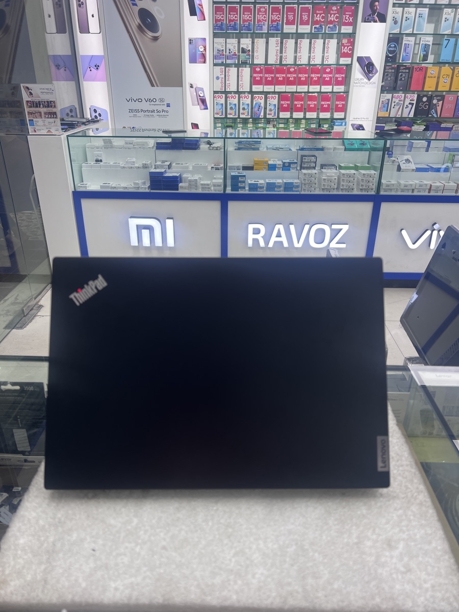 Lenovo ThinkPad E14 - Image 2