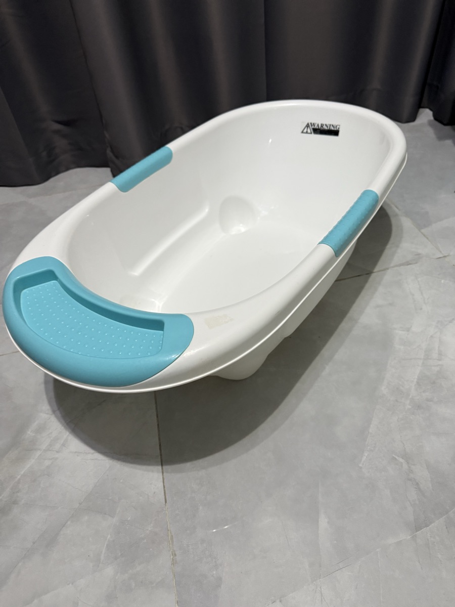 Q Best Balane Bike, Peddal Bin & Baby Wash Basin - Image 5